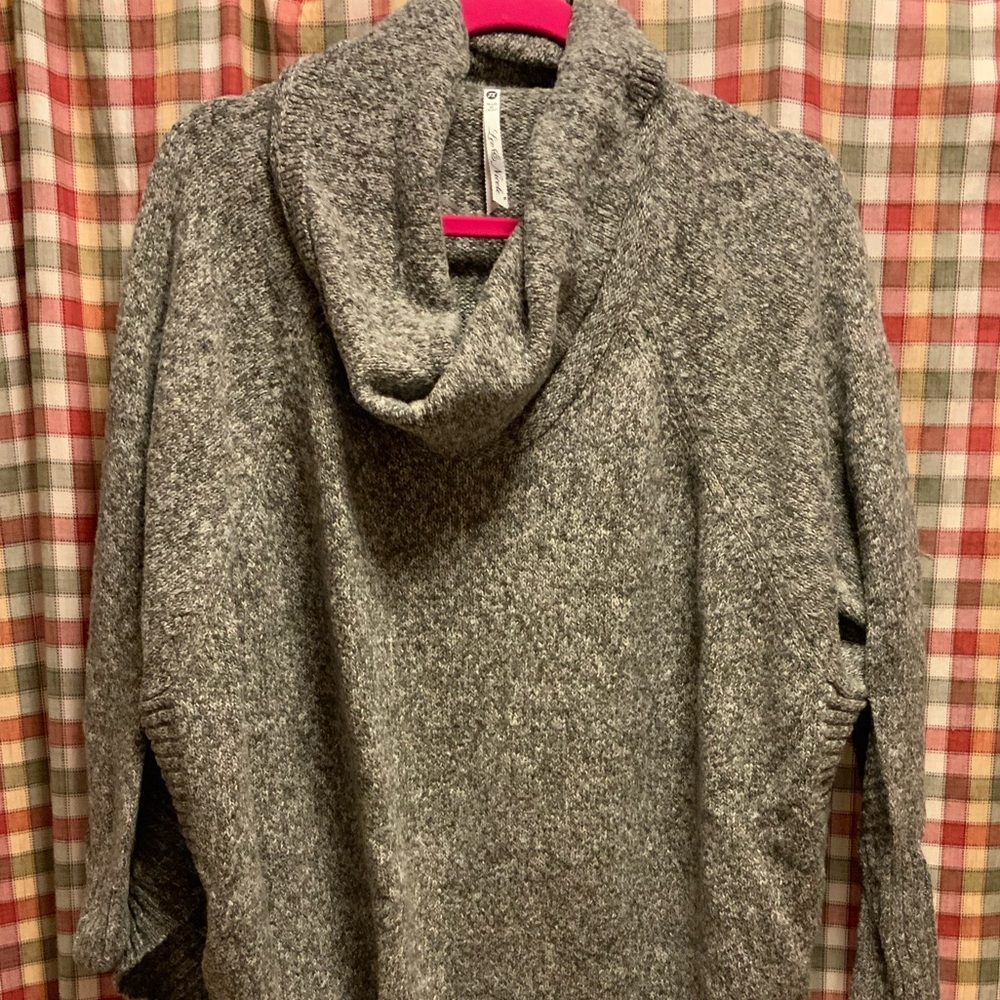 2X sweater